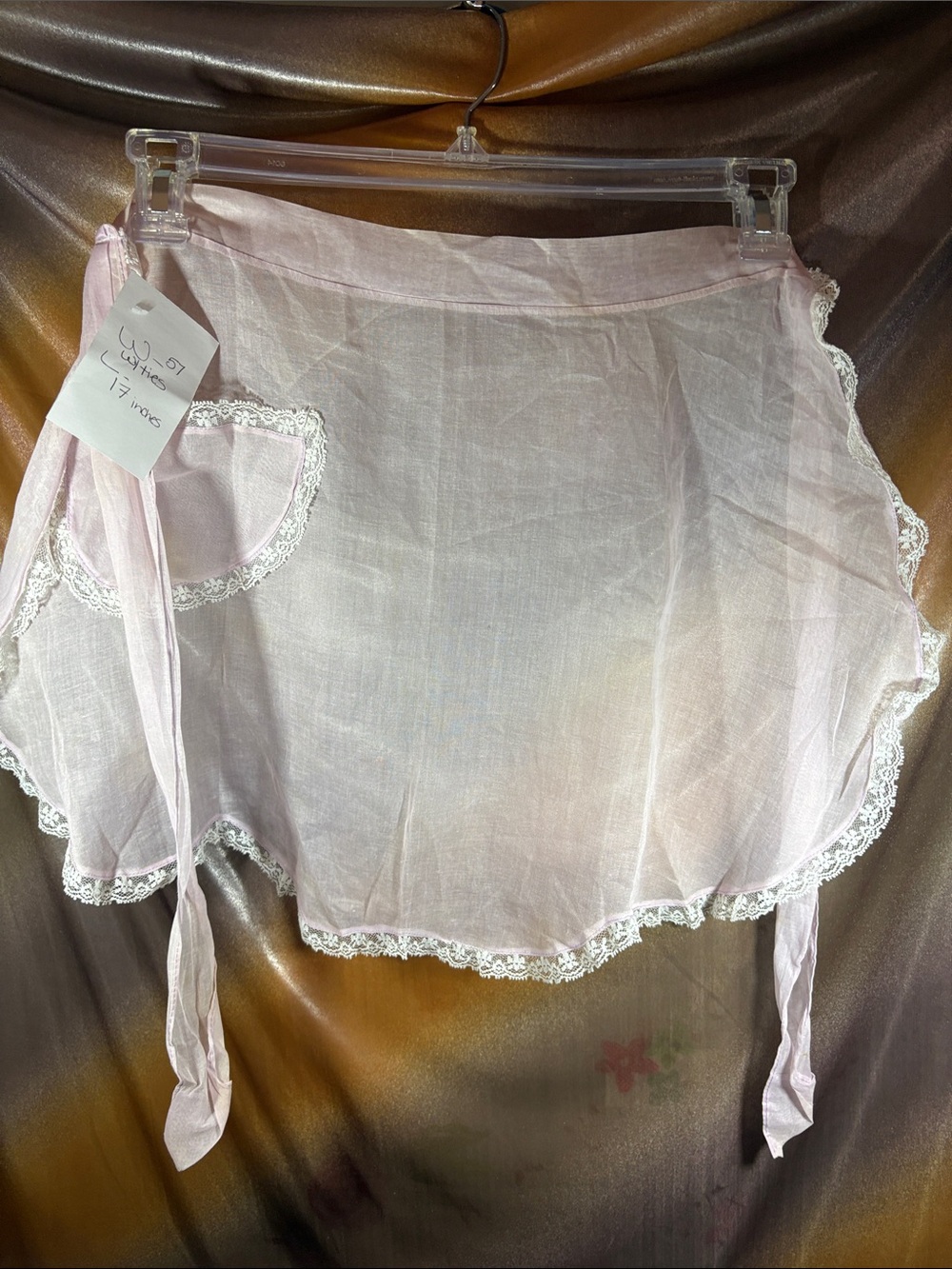Vintage 50’s Sheer Light Pink Half Apron with‎ Lace Trim. Y